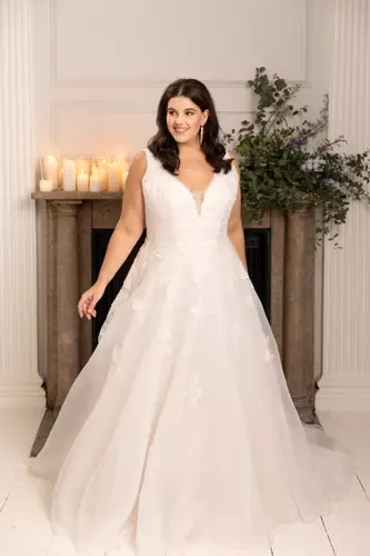 Slimming wedding dresses clearance for plus size